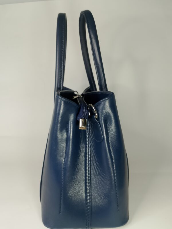 Blue Night - Image 5